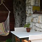 Πανσιόν Filoxenia - The Place Of Experience 3*