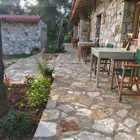 Filoxenia - The Place Of Experience 3* Himarë